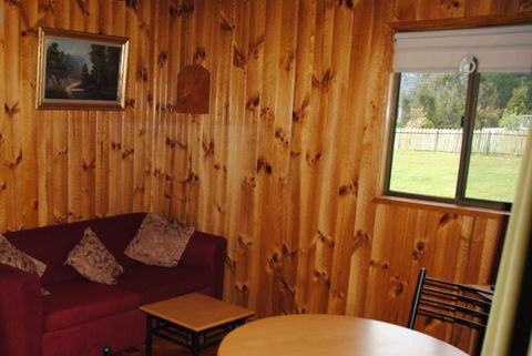 The Wombat Cottage - Accommodation Batemans Bay 2