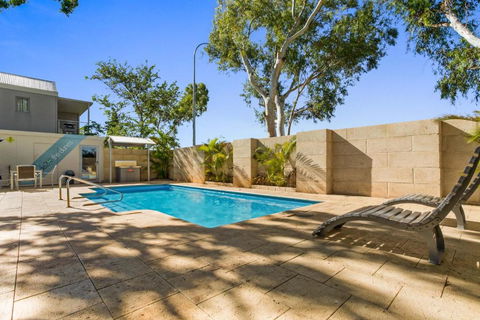 Latitude20 The Dunes - Accommodation Batemans Bay 2