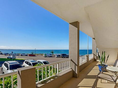 Beachcomer Unit 2 The Entrance NSW - Accommodation Batemans Bay 5