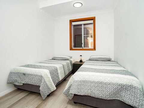 Beachcomer Unit 2 The Entrance NSW - Accommodation Batemans Bay 2