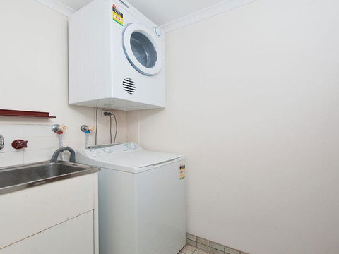 Mistral Close Misthaven 01 12 - Accommodation Batemans Bay 5
