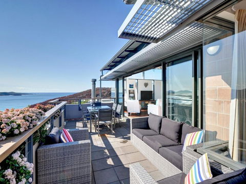 One Mile Cl Townhouse 22 26 The Deckhouse - Accommodation Batemans Bay 6