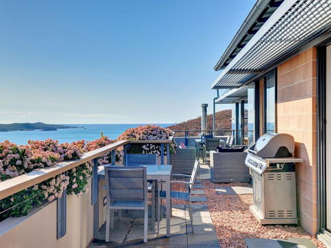 One Mile Cl Townhouse 22 26 The Deckhouse - Accommodation Batemans Bay 5