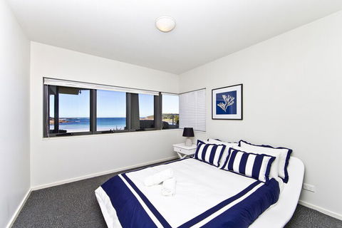 Sails On The Beachfront Exclusive Seaside Home - Accommodation Batemans Bay 2