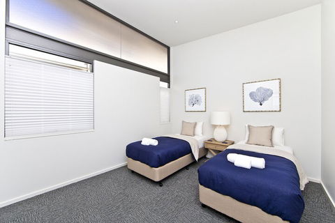 Sails On The Beachfront Exclusive Seaside Home - Accommodation Batemans Bay 5