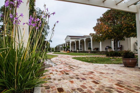 Winniston Lodge Luxury Accommodation - Accommodation Batemans Bay 6