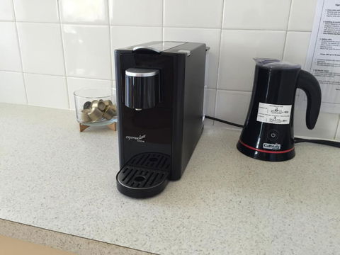 Jewel Of The South Beachfront Holiday Rental - Accommodation Batemans Bay 3