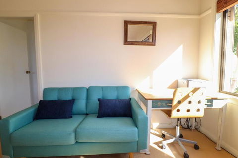 A Reflection On The Lake - Accommodation Batemans Bay 5