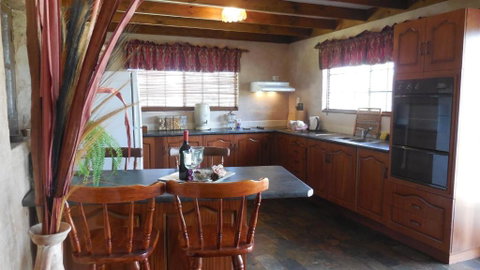 Sandalmere Cottage - Accommodation Batemans Bay 5