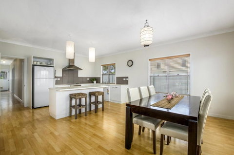 Zaahira House - Accommodation Batemans Bay 2