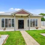 Zaahira House - Accommodation Batemans Bay 0