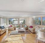 Karinya at Little Beach Upstairs - Accommodation Batemans Bay