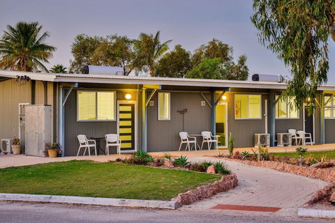 Getaway Villas Unit 38 1 - Accommodation Batemans Bay 0