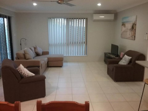 Banksia & Acacia Apartments - Accommodation Batemans Bay 4