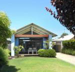 Quiet Cottage - Accommodation Batemans Bay