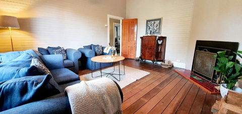 Galway - Accommodation Batemans Bay 3