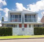 7 Judith Street Stunning duplex with ducted air - Accommodation Batemans Bay