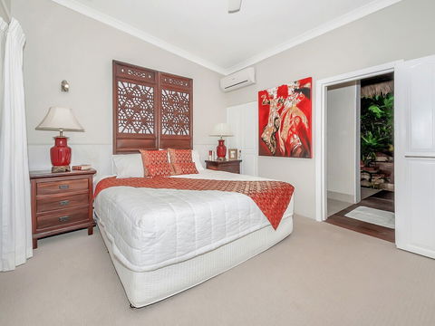 Unique Tropical Rainforest Getaway - Accommodation Batemans Bay 6