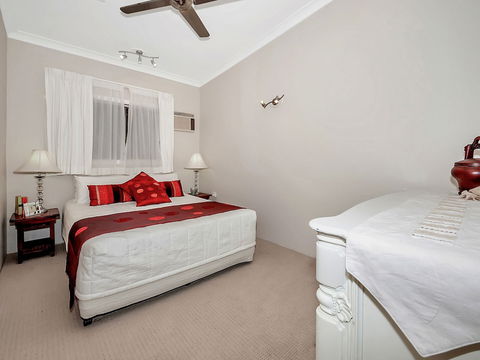 Unique Tropical Rainforest Getaway - Accommodation Batemans Bay 5