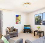 Aquarius 9 Opposite Wallis Lake - Accommodation Batemans Bay