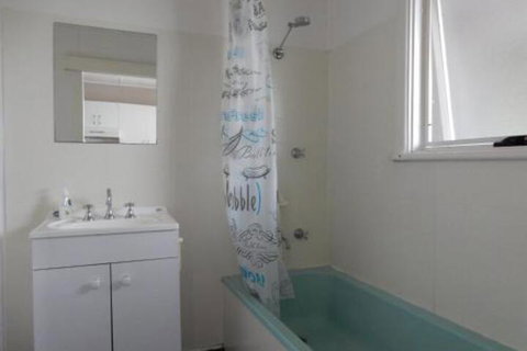 1 / 9 Donlan Rd Donlans Delight - Accommodation Batemans Bay 5