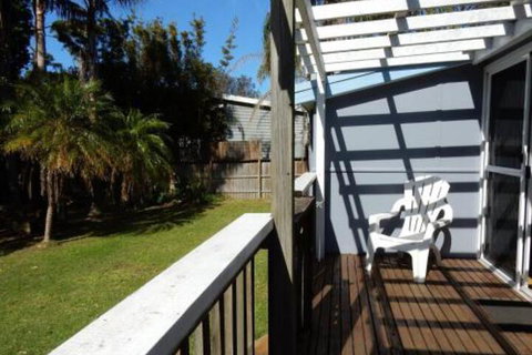 1 / 9 Donlan Rd Donlans Delight - Accommodation Batemans Bay 2