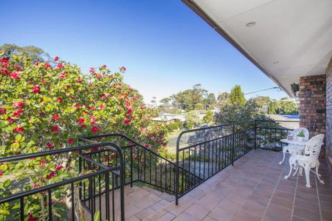 Relaxed Homely Retreat 57 Carroll Ave - Accommodation Batemans Bay 5