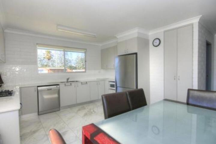 Tarbuck Bay NSW Accommodation Batemans Bay