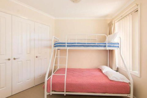 Millennium 102 With Pool In Complex - Accommodation Batemans Bay 2