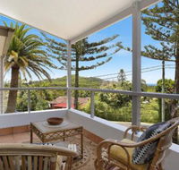 EAST COAST ESCAPES Lighthouse Studio - Accommodation Batemans Bay