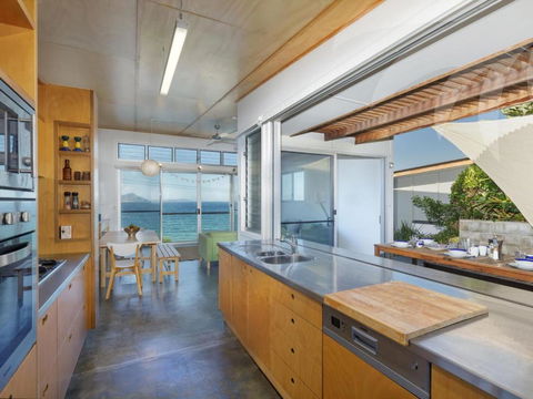 Sea Shack - Accommodation Batemans Bay 5