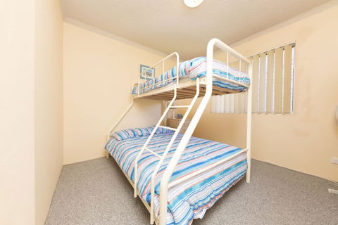 Camelot Unit 06 - Accommodation Batemans Bay 5