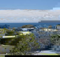Hamptons - Accommodation Batemans Bay