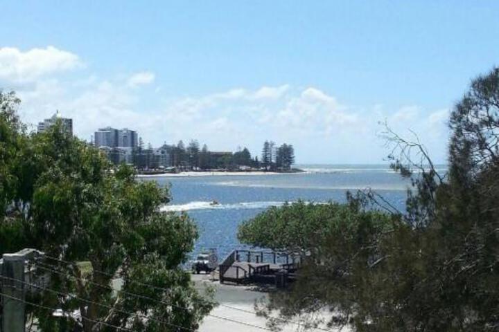 Southern Sunshine Coast QLD Accommodation Batemans Bay
