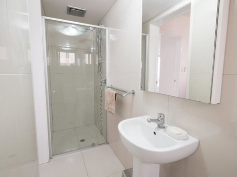 Pacific Towers Unit 4 19 Ormonde Tce Kings Beach - Accommodation Batemans Bay 6