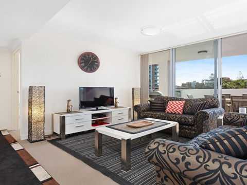 The Crest 201 Forster CBD! - Accommodation Batemans Bay 2