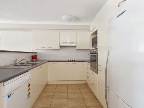 Spinnaker 102 On The Lake! - Accommodation Batemans Bay 4