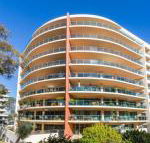 Le Point 702 Luxury  Views - Accommodation Batemans Bay
