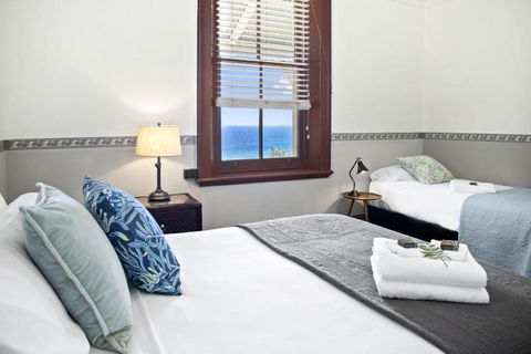 Seal Rocks Lighthouse Cottages - Accommodation Batemans Bay 3