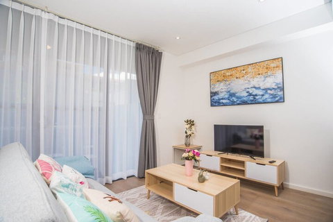 Warm Soul Apartment In The Heart Of Eastwood - Accommodation Batemans Bay 4