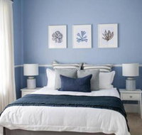 Kinross Cottage Neat  Stylish Sleeps 9 - Accommodation Batemans Bay