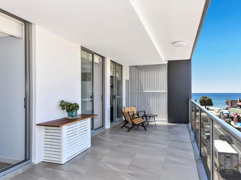 Oceans Edge #8 8 / 5 Campbell Crescent Terrigal - Accommodation Batemans Bay 6