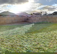 Apple House Tarneit North - Accommodation Batemans Bay