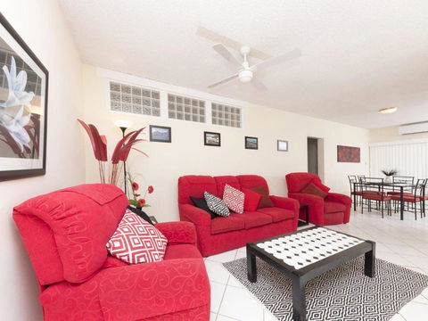 Carinya Gardens 15 - Accommodation Batemans Bay 2