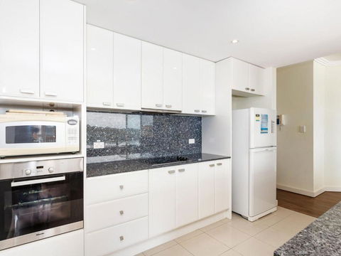 Regatta 13 - Accommodation Batemans Bay 3