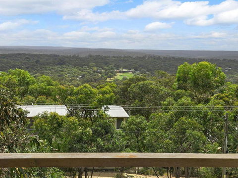 NICHE On NOBLE Ever Changing Vista - Accommodation Batemans Bay 3