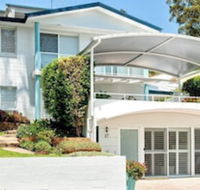Arabella Stylish Seaside Sanctuary With Views - Accommodation Batemans Bay