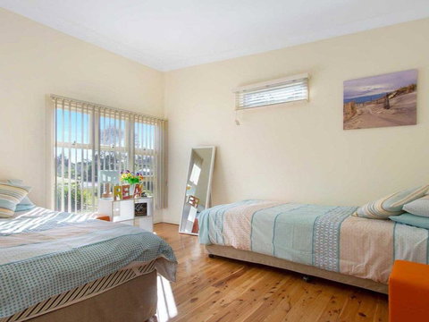 BiJs On The Beach 200 Metres To The Water - Accommodation Batemans Bay 2