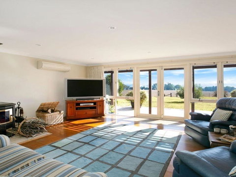 Warrington Park Bendooley Hill - Accommodation Batemans Bay 3