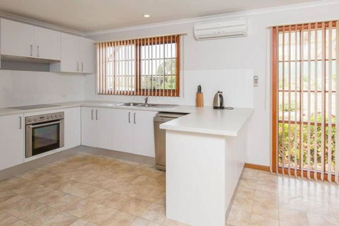 Bimbadeen - Accommodation Batemans Bay 6